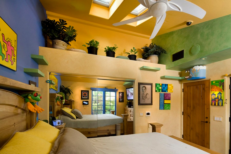 Illustration for article titled A $35,000 Renovation Turned This Suburban Home Into a Cat Palace
